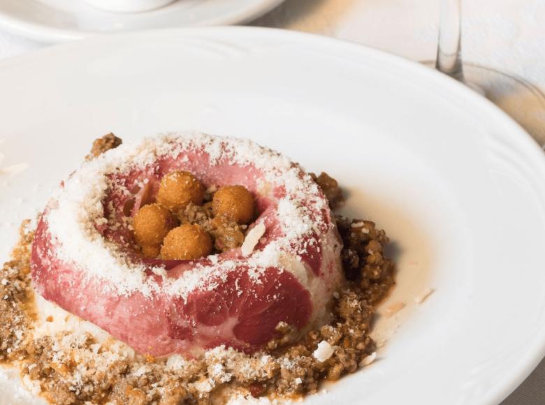 Savaren di riso al Caffè La Crepa: tradizione, tecnica e carne Cazzamali.